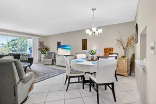 330 NE 26th Ave, Boynton Beach, FL 33435 - Photo 11