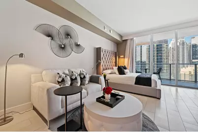 1300 Brickell Bay Drive #2600, Miami, FL 33131 - Photo 13