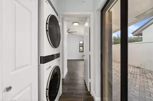 3094 S Oakland Forest Dr, Oakland Park, FL 33309 - Photo 19