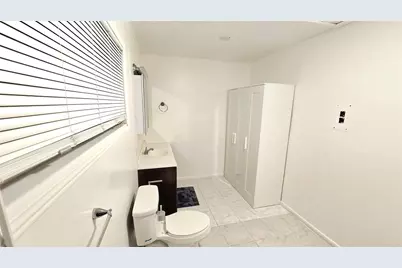 536 NW 45th Street, Fort Lauderdale, FL 33309 - Photo 9