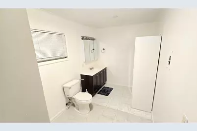 536 NW 45th Street, Oakland Park, FL 33309 - Photo 5