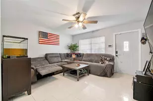 6810 Merion Ct, North Lauderdale, FL 33068 - Photo 3