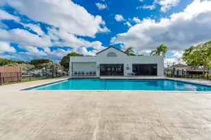 210 Lake Pointe Dr, Fort Lauderdale, FL 33309 - Photo 35