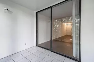 210 Lake Pointe Dr, Fort Lauderdale, FL 33309 - Photo 25