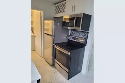 770 NE 38th Street #F, Oakland Park, FL 33334 - Photo 3