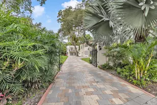 5960 N Bayshore Dr, Miami, FL 33137 - Photo 9