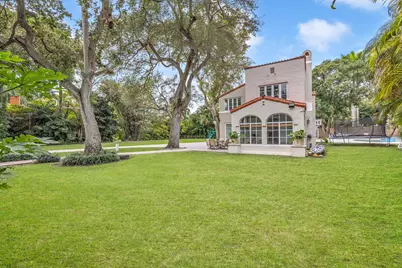 5960 N Bayshore Drive, Miami, FL 33137 - Photo 11