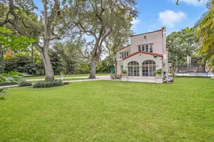 5960 N Bayshore Dr, Miami, FL 33137 - Photo 11