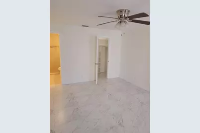 770 NE 38 #R, Oakland Park, FL  - Photo 13