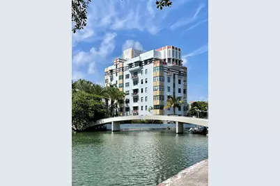 2421 Lake Pancoast Drive #1C, Miami Beach, FL 33140 - Photo 11