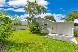 375 Orange Way, West Palm Beach, FL 33405 - Photo 15