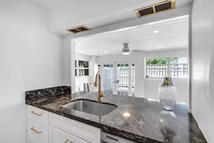 375 Orange Way, West Palm Beach, FL 33405 - Photo 7