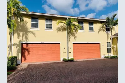 4780 Sierra Lane #4780, Coconut Creek, FL 33073 - Photo 3