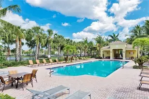 4780 Sierra Ln, Pompano Beach, FL 33073 - Photo 5