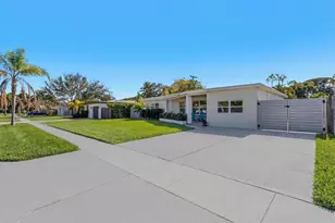 190 NE 21st St, Boca Raton, FL 33431 - Photo 29