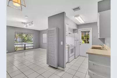 141 NE 30th Court, Wilton Manors, FL 33334 - Photo 7