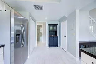 504 Bradford Ct, Boynton Beach, FL 33436 - Photo 9