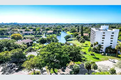 1228 S Military Trail #2126, Deerfield Beach, FL 33442 - Photo 17