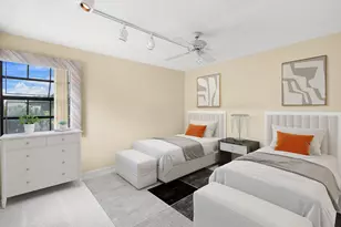 8371 Waterford Cir, Tamarac, FL 33321 - Photo 41