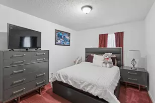 3679 NW 91st Ln, Sunrise, FL 33351 - Photo 17