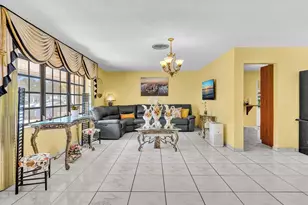 2285 NW 195th St, Miami Gardens, FL 33056 - Photo 9