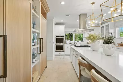 2765 Brickell Court, Miami, FL 33129 - Photo 9