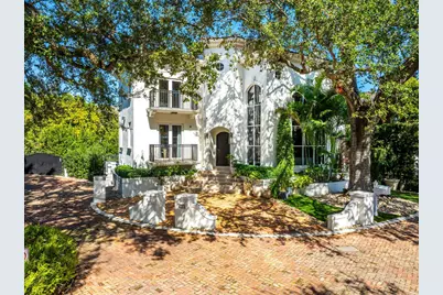 2765 Brickell Court, Miami, FL 33129 - Photo 1