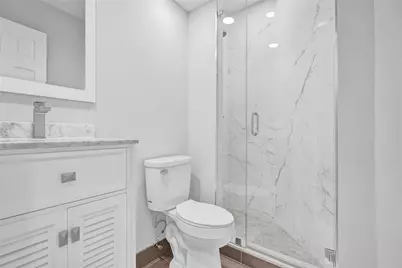 7484 La Paz Boulevard #101, Boca Raton, FL 33433 - Photo 25