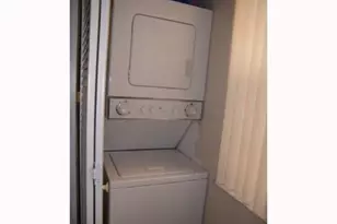 430 Commodore Dr, Plantation, FL 33325 - Photo 19