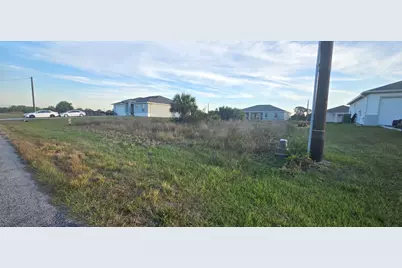 123 Bethlehem Place, Labelle, FL 33935 - Photo 3