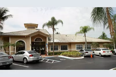 9477 Palm Circle, Pembroke Pines, FL 33025 - Photo 19