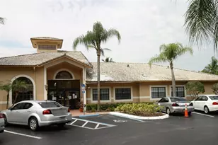 9477 Palm Cir, Pembroke Pines, FL 33025 - Photo 19