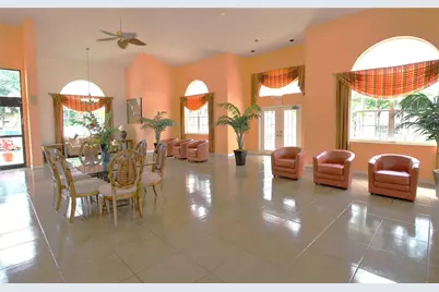 9477 Palm Circle, Pembroke Pines, FL 33025 - Photo 21