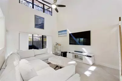 3406 Emerald Oaks Drive #804, Hollywood, FL 33021 - Photo 5