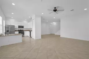 6809 N Lakeside Circle, Davie, FL 33314 - Photo 7