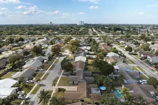 10955 NW 27th St, Sunrise, FL 33322 - Photo 5