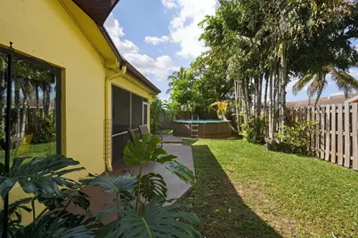 10955 NW 27th Street, Sunrise, FL 33322 - Photo 9