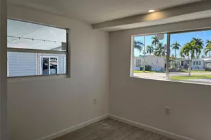 1720 SW 85th Ave, Davie, FL 33324 - Photo 17