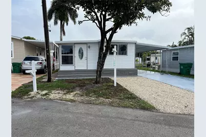 1720 SW 85th Avenue, Davie, FL 33324 - Photo 3