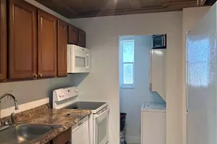 8000 Colony Circle, Tamarac, FL 33321 - Photo 3