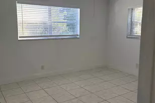 8000 Colony Circle, Tamarac, FL 33321 - Photo 9