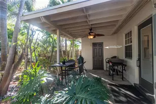 704 NE 14th Pl, Fort Lauderdale, FL 33304 - Photo 15