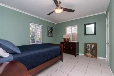 704 NE 14th Place, Fort Lauderdale, FL 33304 - Photo 5