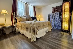 2840 Somerset Dr, Lauderdale Lakes, FL 33311 - Photo 7