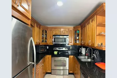 5160 Las Verdes Circle #103, Delray Beach, FL 33484 - Photo 9