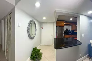 5160 Las Verdes Cir, Delray Beach, FL 33484 - Photo 3