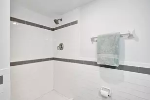 720 Bayshore Dr, Fort Lauderdale, FL 33304 - Photo 25