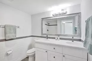 720 Bayshore Dr, Fort Lauderdale, FL 33304 - Photo 23