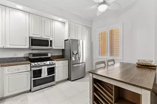 18 Harbour Isle Dr, Fort Pierce, FL 34949 - Photo 7