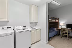 18 Harbour Isle Dr, Fort Pierce, FL 34949 - Photo 25